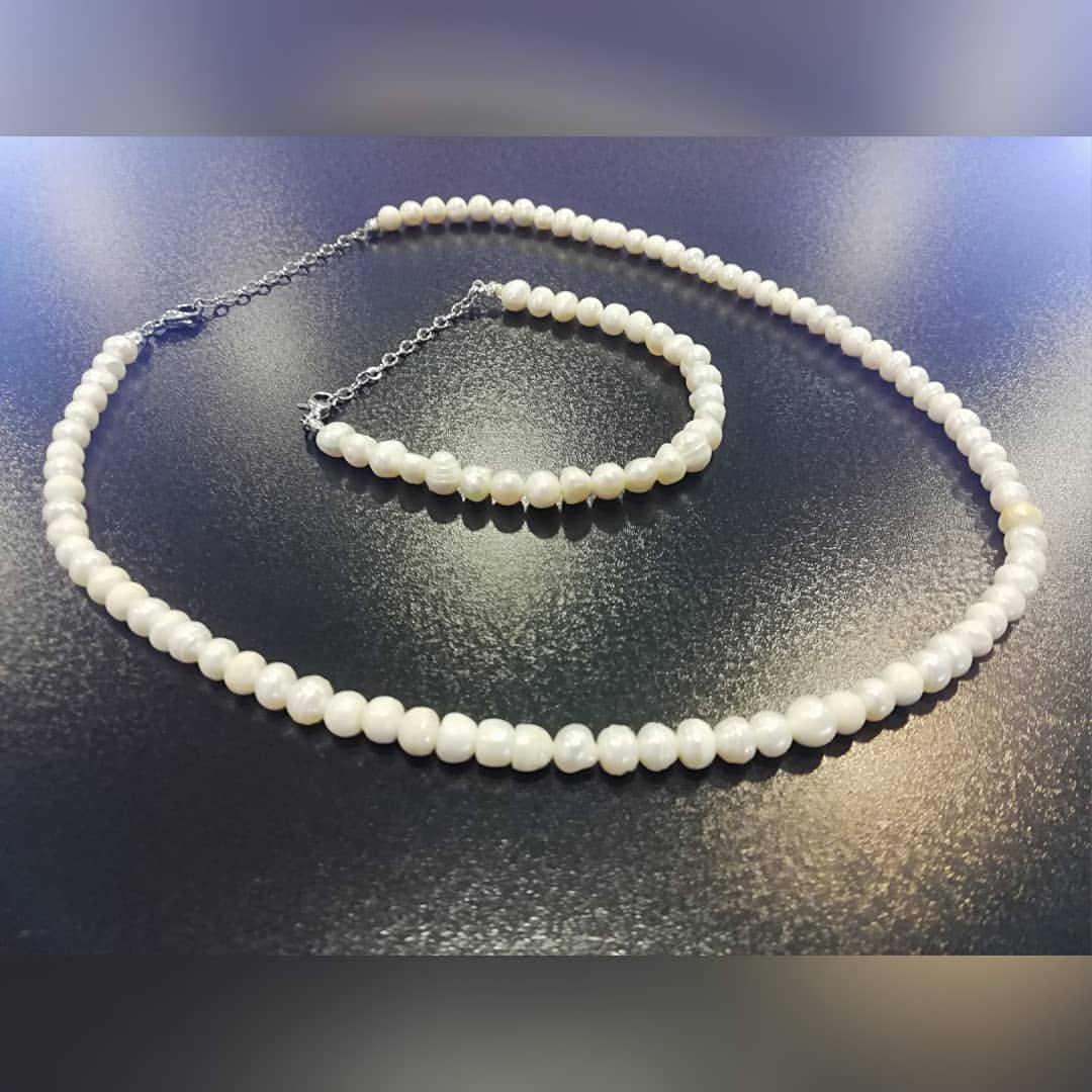 نیم ست گردنبند و دستبند مروارید پرورشی