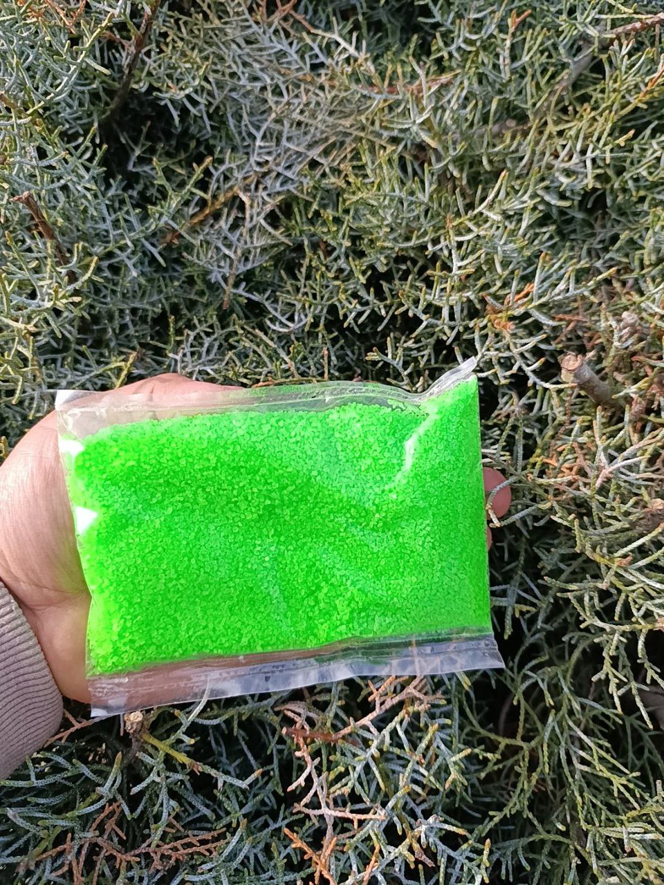 نمک رنگی - سبز مغز پسته ای